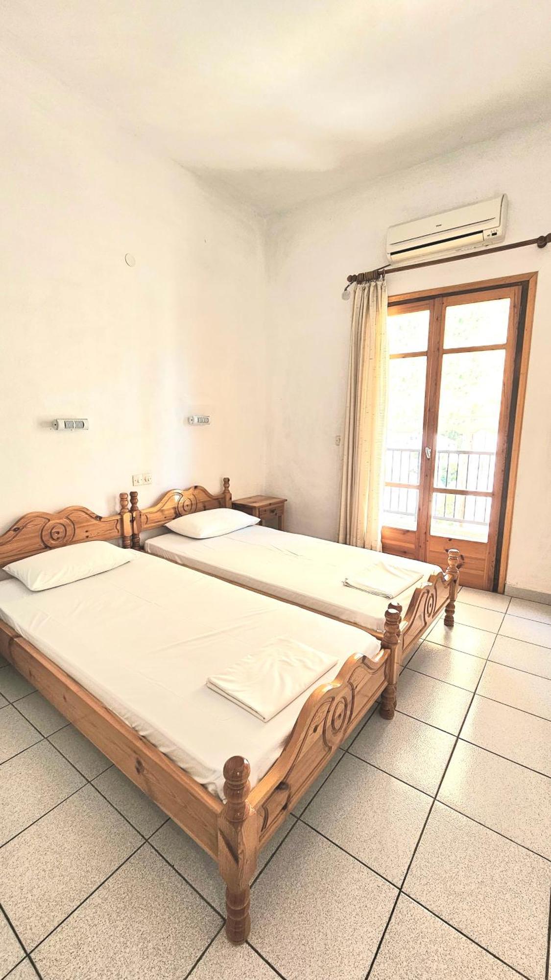Pension Dimitra Votsi  ภายนอก รูปภาพ